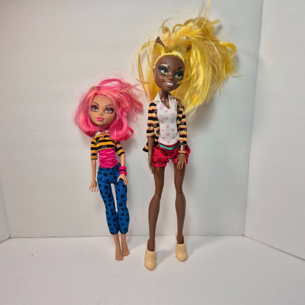 Monster High Clawdia and Howleen Wolf A Pack of Trouble Dolls x 2